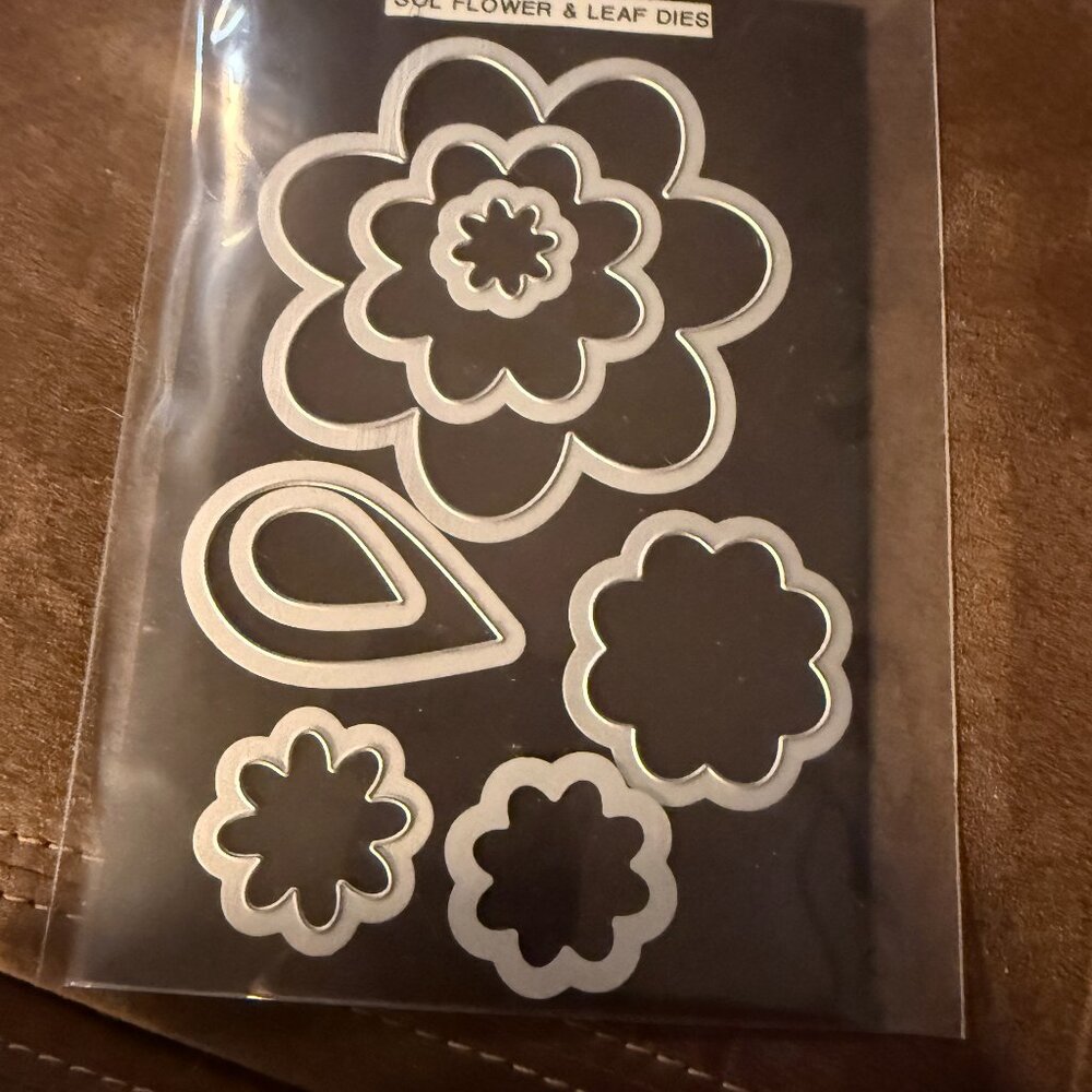 Stamps Of Life Flower & Leaf Cutting Dies (3)
